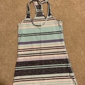 Lululemon workout tank